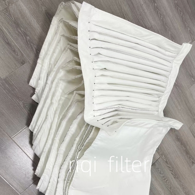 Un bon prix. 17 Poches Sac de filtre à poussière personnalisé Pour un collecteur de poussière unique en ligne