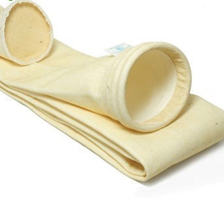 Un bon prix. Feutre de polyester de filtre de la poussière de preuve d'huile/tissu imperméables de polyester en ligne