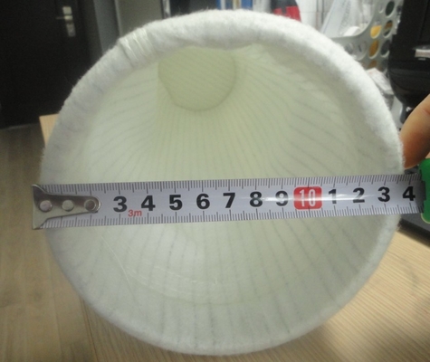 Un bon prix. L'aiguille matérielle de sac de collecteur de poussière de polyester a poinçonné la forme de trou en ligne