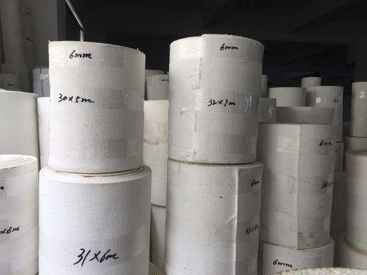 Un bon prix. Convoyeur de tissu de ceinture de glissière d'air d'épaisseur du méta-Aramid 8mm utilisé à l'usine de ciment en ligne