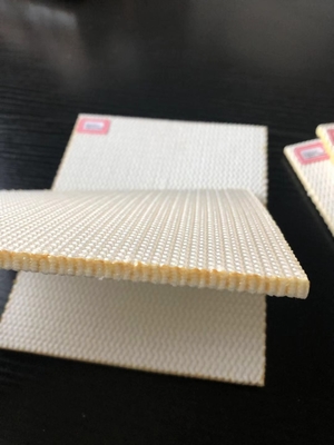 Un bon prix. Tissu de glissière d'air de polyester pour l'usine de ciment, l'industrie chimique et la métallurgie en ligne